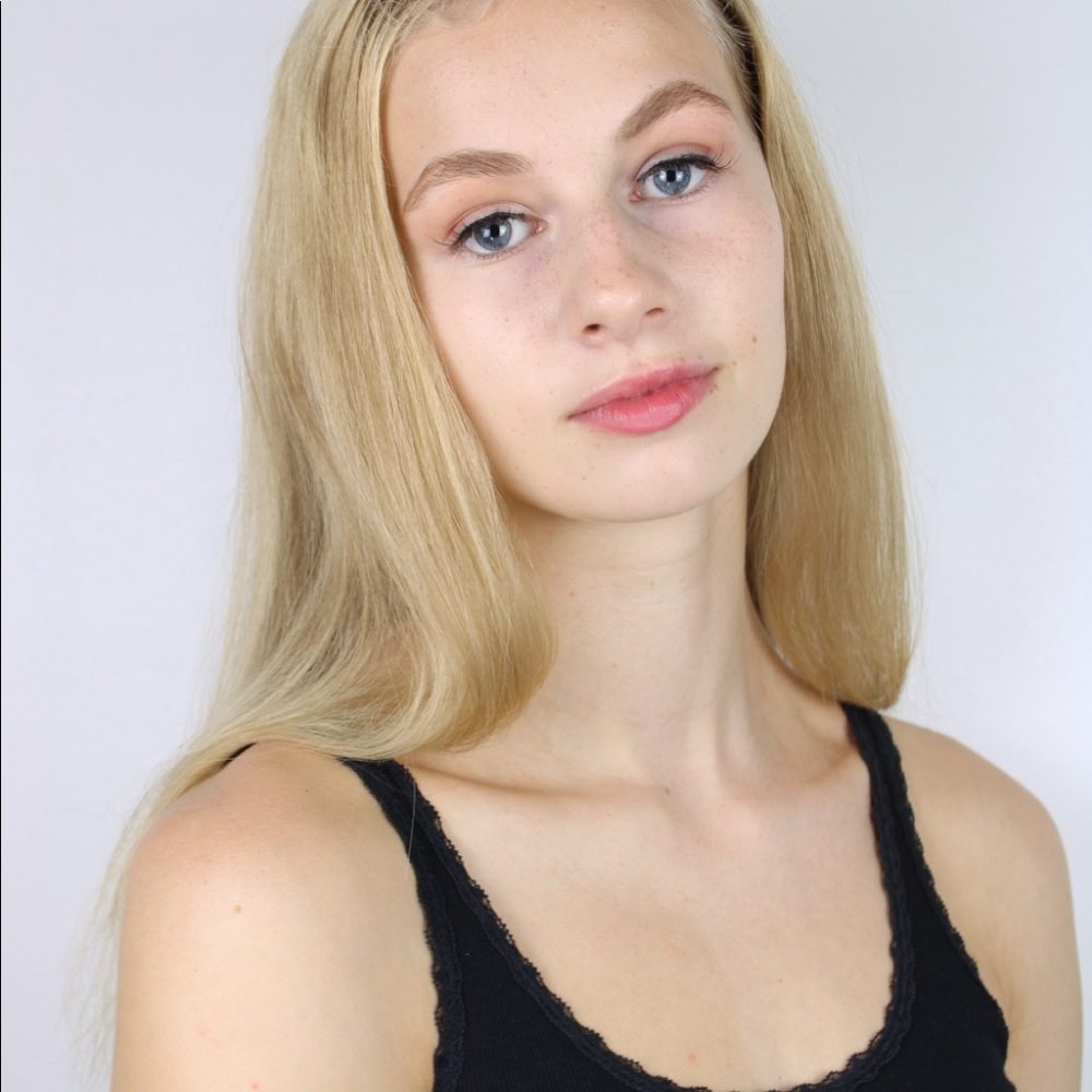 Meet your Posher, Annie